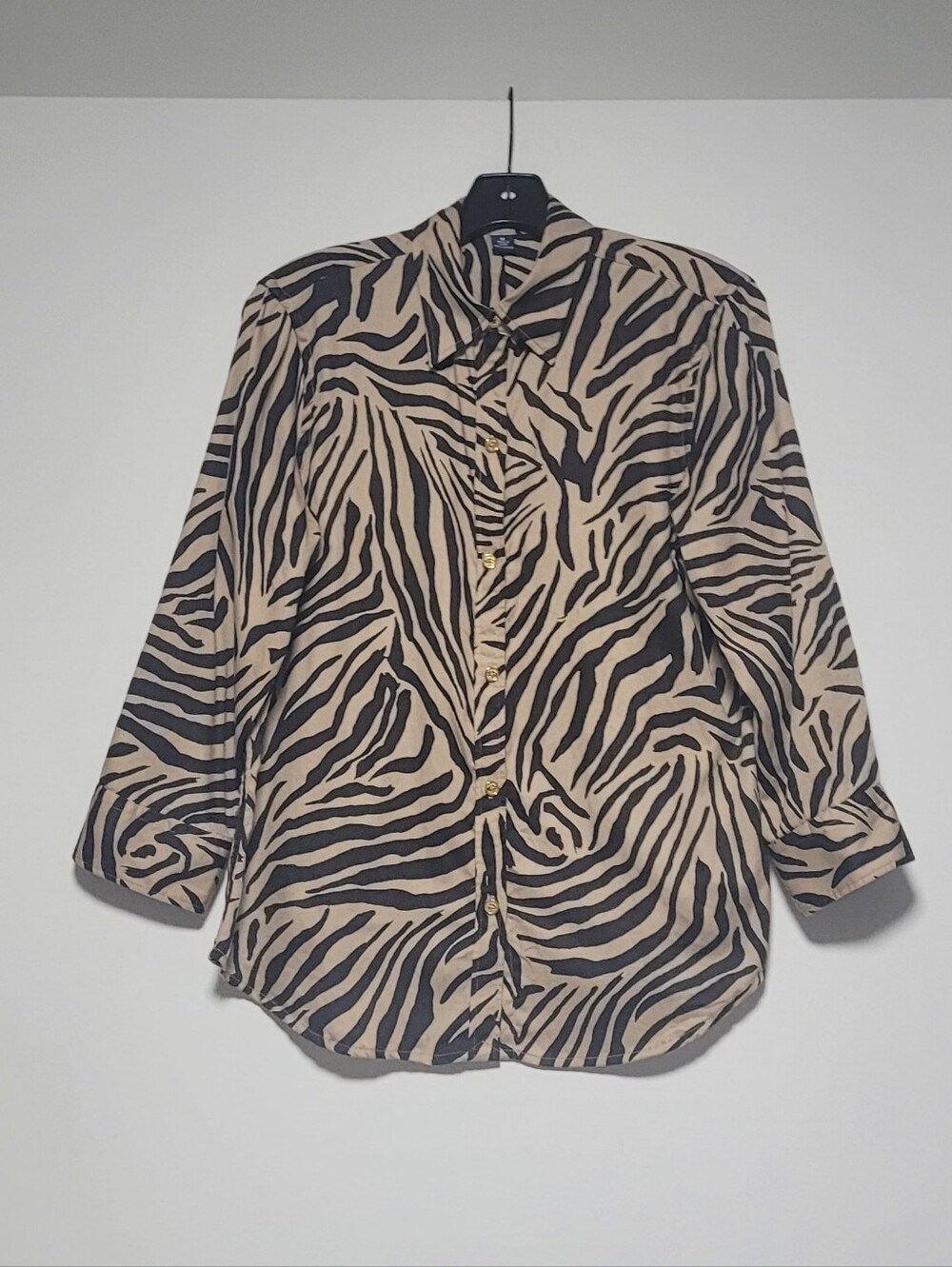 CHAPS 100% Cotton Bold, Modern, Neutral Zebra Print Button Front Blouse